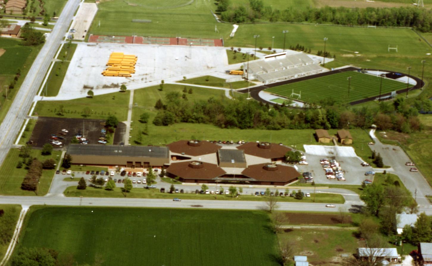 老校园的鸟瞰图.